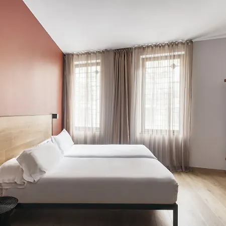 Apartahotel Aspasios Born