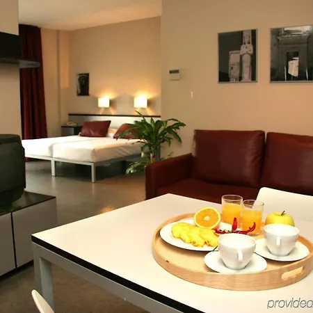 Lägenhetshotell Aspasios Born 3*