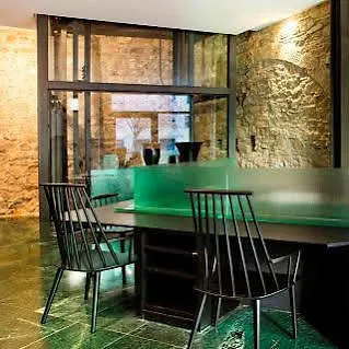 Allada 3* 3* برشلونة