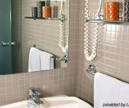 Apartahotel Allada 3* Barcelona